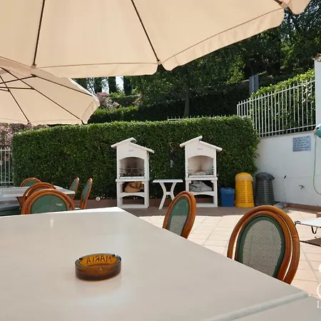 Daire Maria Padenghe sul Garda